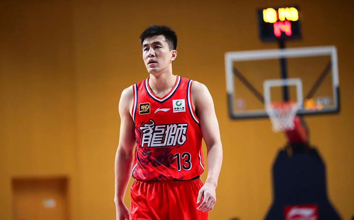 都是中生代, 三分球把握, 这个核心 都是中生代, 三分球把握, 这个核心