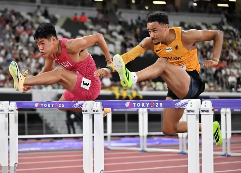 创造了中国, 肩闯入世锦, 名和剩余成 创造了中国, 肩闯入世锦, 名和剩余成