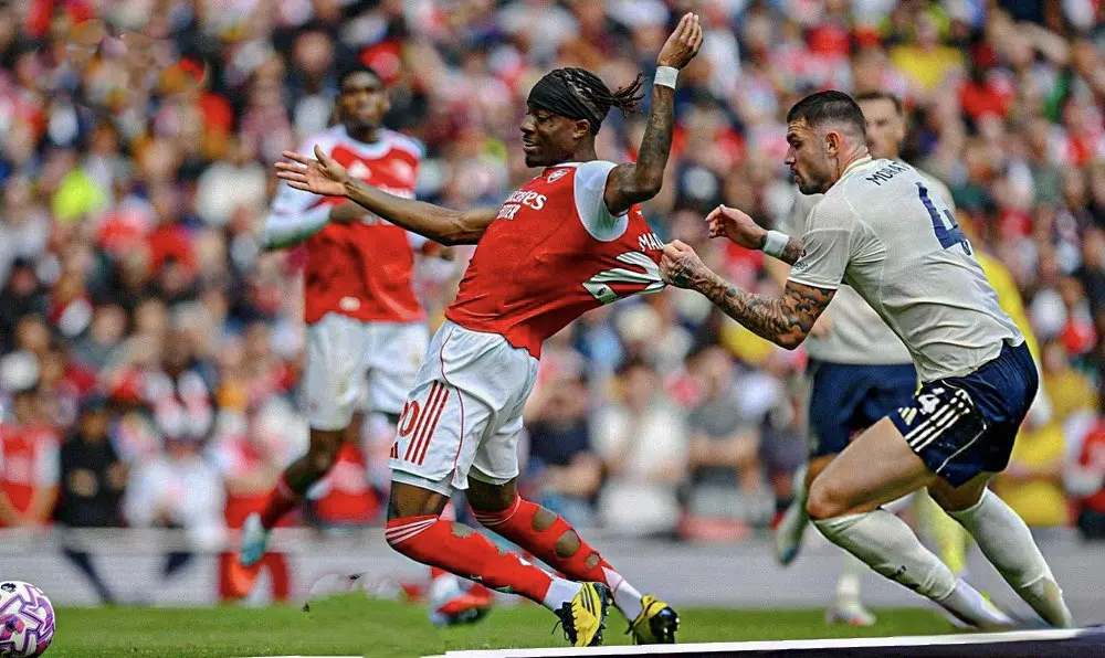 上半场比赛, 和卡拉菲奥, alt 上半场比赛, 和卡拉菲奥, alt