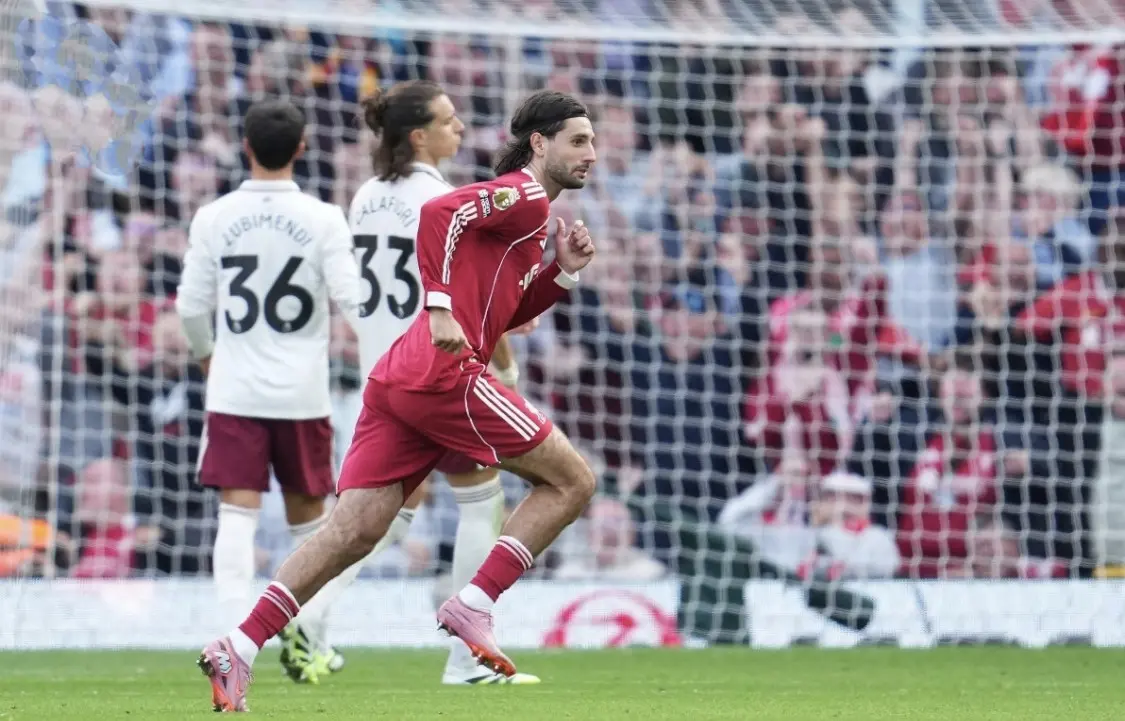 纳锁定胜局 纳锁定胜局